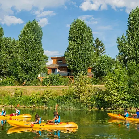 Camping Kanopee Village 3*